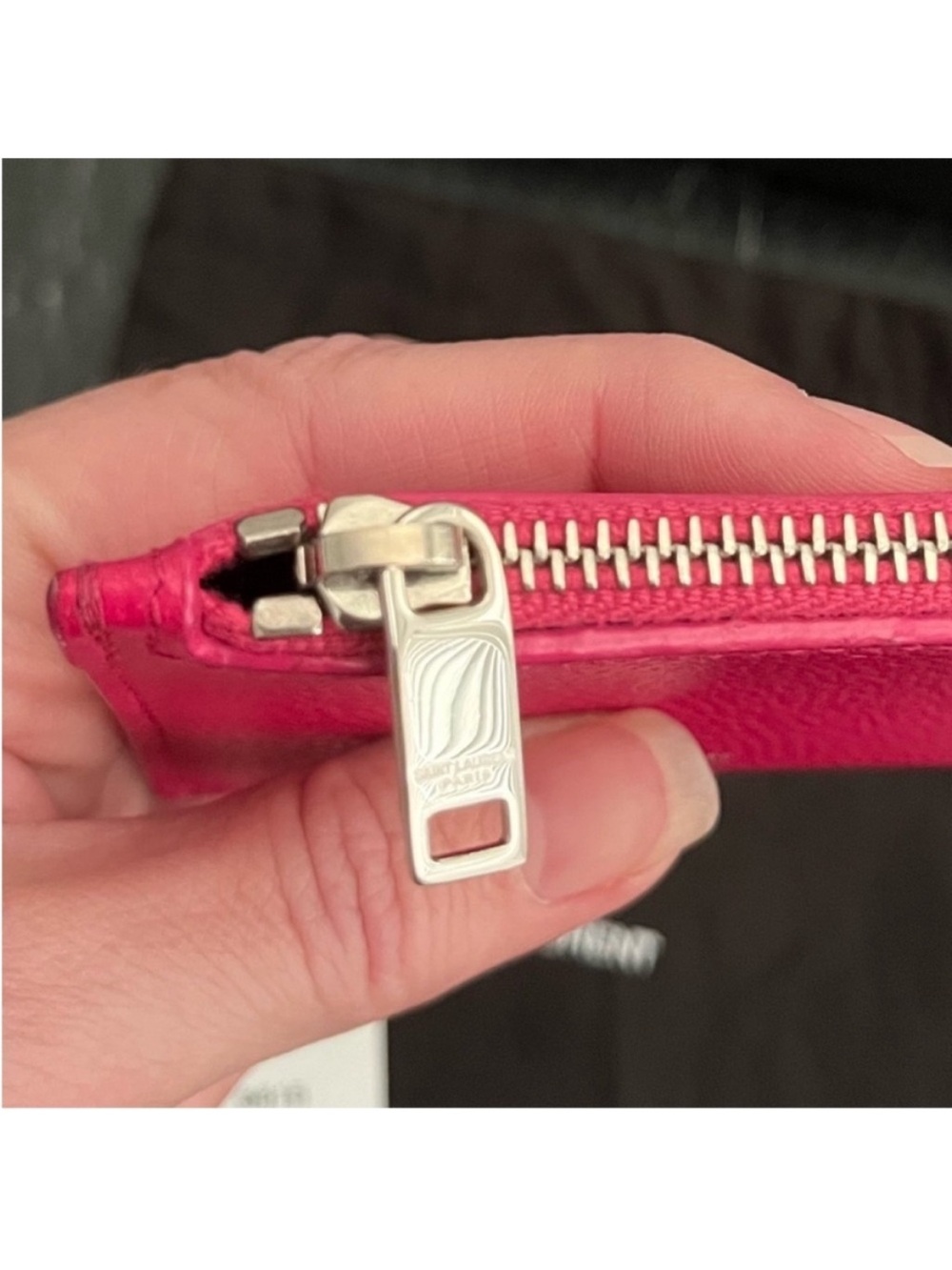 YSL PARIS
FRAGMENTS CARD CASE - Picture 11 of 15